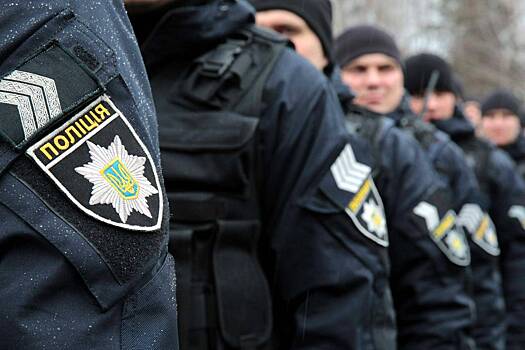 Мужчина начал угрожать взорвать бомбу в бизнес-центре в Киеве