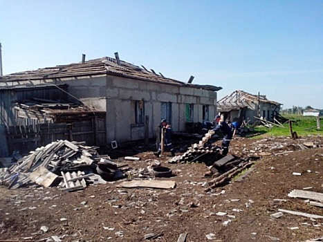 Жителям разрушенных домов в Зауралье выделена материальная помощь