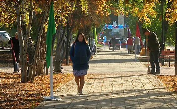 Аллею в центре Колывани благоустроили