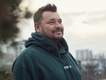 Сергей Жуков повторил скандальное видео, на котором блогер бросает младенца в сугроб