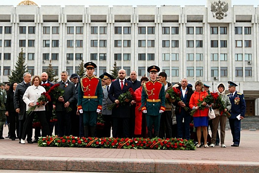 Глава Самары Носков: День Победы - это не просто праздник, а свидетельство несгибаемой воли и бесконечной любви к Родине русского народа