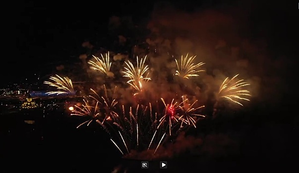 Видео дня: фейерверком над Волгой завершился фестиваль «Столица закатов»