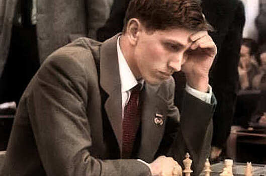Кто успешно оспорил советское лидерство в шахматах