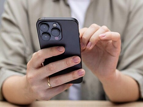 Россияне рассказали о постоянном обновлении чатов в Telegram