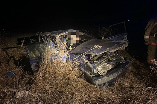 Смертельное ДТП на Урале: машина с компанией молодежи опрокинулась в кювет