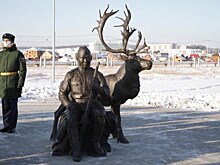 В Якутии поставлен памятник легендарному снайперу Великой Отечественной Ивану Кульбертинову