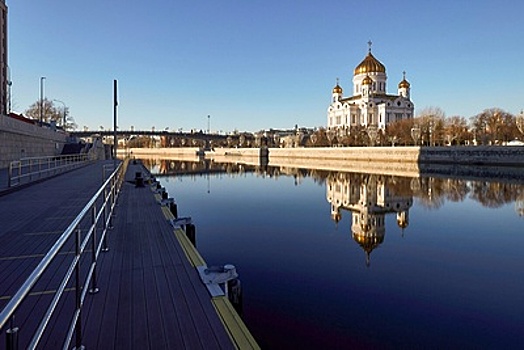 Укрепление берега набережной Москвы‑реки завершается на западе столицы