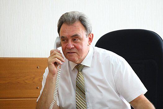Валерий Лидин провел дистанционный прием граждан