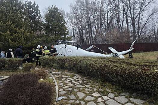Стало известно состояние пострадавшего при падении вертолета в российском городе