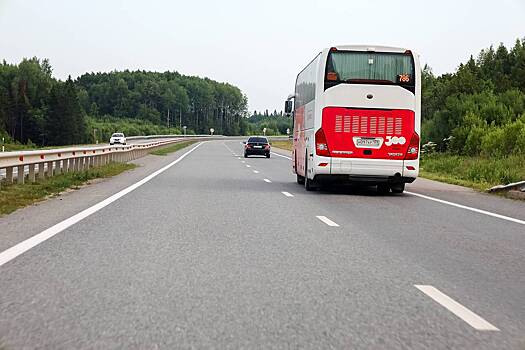 В Казахстане перевернулся автобус с детской футбольной командой