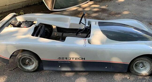 За рубежом продается эксклюзивный Oldsmobile Aerotech Go Kart