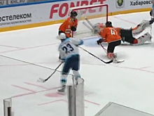 Хоккейная «Сибирь» второй раз подряд проиграла в Хабаровске