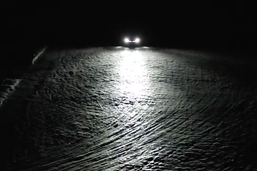 Загадочную новинку Volkswagen показали на тизере: Touareg, Tiguan?