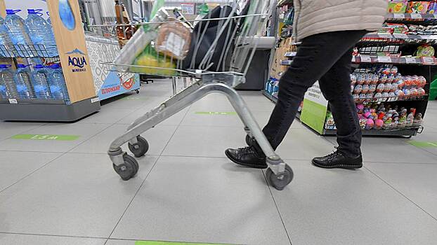 Работу круглосуточных магазинов могут массово ограничить в РФ