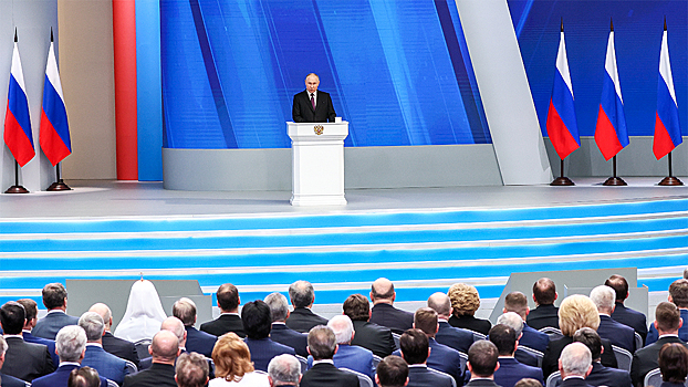 Путин заявил о планах построить новую глобальную финансовую архитектуру