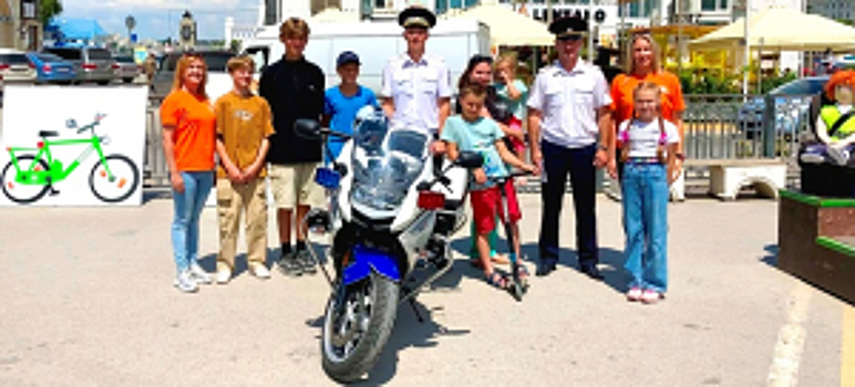 Около сотни юных пешеходов Кабардино-Балкарии стали участниками акции «Засветись»