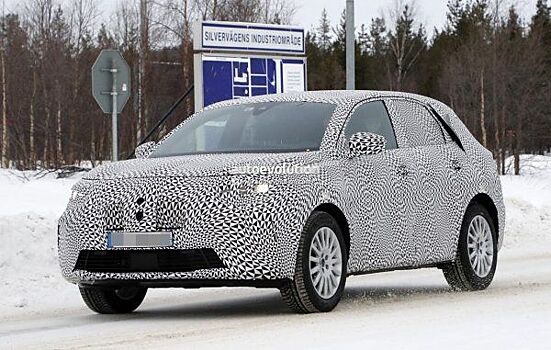 DS продемонстрировали первое фото новенького кроссовера