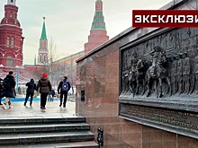 Коню на горельефе «Парад Победы» на Красной площади вернули голову