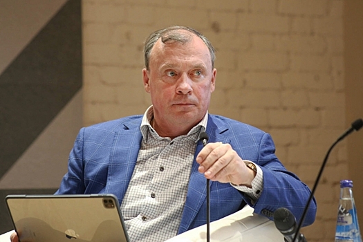 Мэр Екатеринбурга рассказал о перспективах переезда областного правительства на ВИЗ