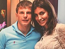 Экс-супруга Аршавина заявила, что Андрей не поздравил дочь Есению с походом в первый класс: «Не звонит, не пишет. Наверное, у него другие хлопоты»