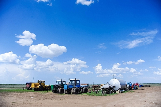 Волгоградские аграрии повышают плодородие почв с помощью минеральных удобрений