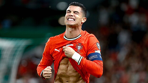 Роналдо раскритиковал Роналду