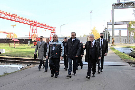 Игорь Комаров поздравил сотрудников Росрезерва с 90-летием системы