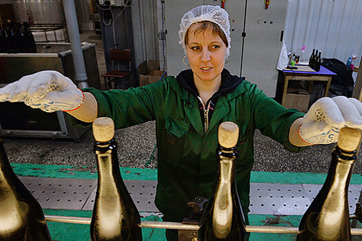 ФАС проверит информацию о росте цен на шампанское