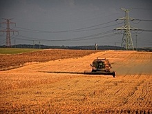 Отечественные тракторы и комбайны станут выпускать по госзаказу