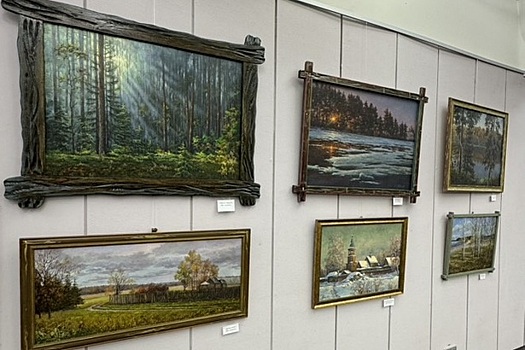 Горожане могут посетить персональную выставку художника Юрия Киселева в Савелках