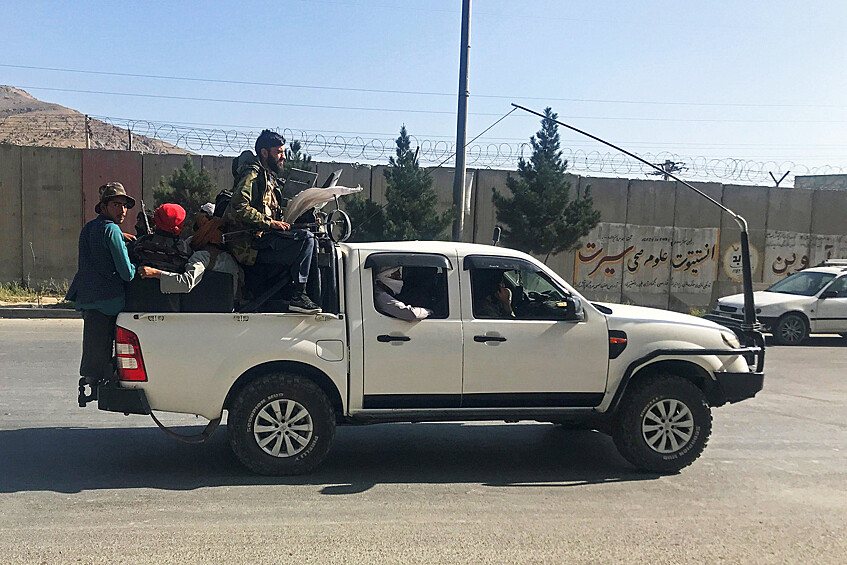 Пикапы Ford Ranger намного более широко распространены сейчас, чем Toyota, однако принцип использования остался неизменным