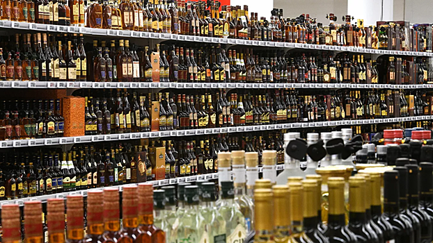 В России упали продажи вина и водки