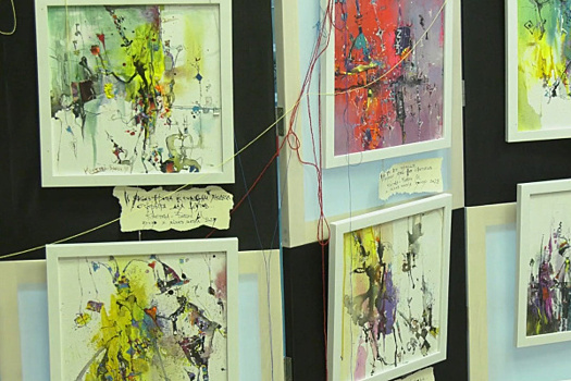 В Самаре до 14 декабря работает выставка "Я перестала ставить запятые"