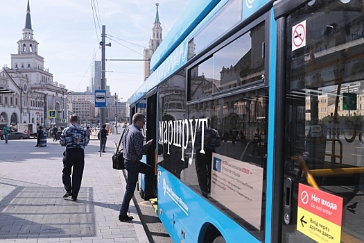 Пассажиры поспорили с депутатами из-за общественного транспорта