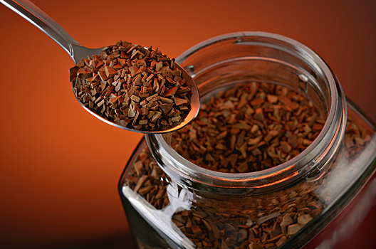 Почему от растворимого кофе хочется спать еще больше