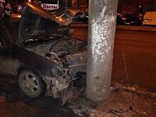 В Кирове пьяный сержант полиции врезался в столб