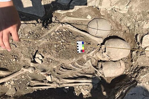 В Крыму в некрополе Кыз-Аул нашли скелеты с деформированными черепами