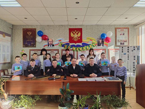 В Забайкальском крае полицейские рассказали школьникам о своей службе