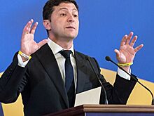 Зеленского обвинили в навязывании украинцам комплекса
