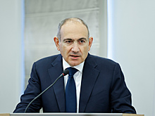 Пашинян извинился перед бывшей гражданской супругой