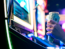 Мужчина разменял деньги в магазине и неожиданно выиграл 15 миллионов рублей