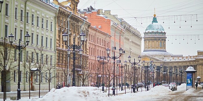 Петербург покрылся ледяной коркой из-за непрекращающегося дождя