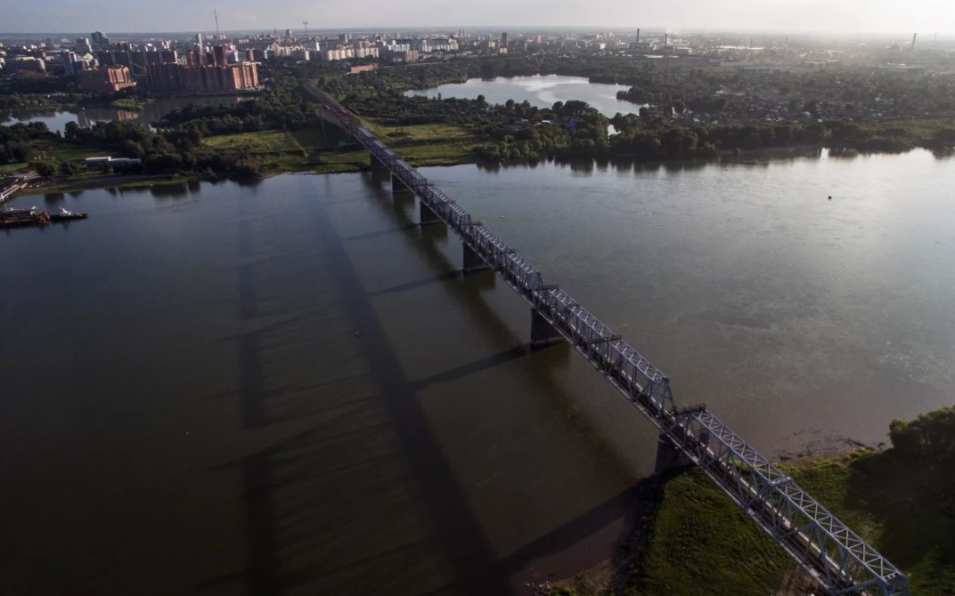 Женщина погибла после столкновения судов на Оби в Новосибирске