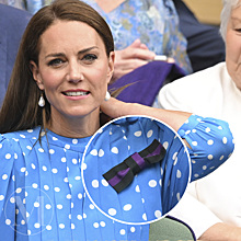 Что означает украшение, которое Кейт Миддлтон всегда носит на Уимблдоне?