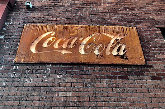 Coca-Cola показала прототип своей бутылки из биопластика
