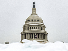 Миллионы замерзают: США столкнулись с самой суровой бурей в истории