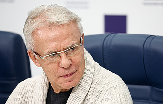 Фетисов считает, что матчи между игроками КХЛ и НХЛ могут пройти в конце лета