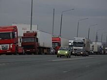 Тяжёлым машинам на месяц запретят проезд по трассам Зауралья