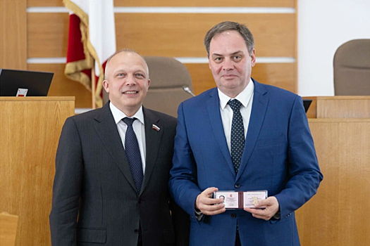 Экс-глава Вологды Юрий Сапожников и экс-депутат Череповецкой Гордумы Дмитрий Даниличев стали депутатами Заксобрания Вологодской области