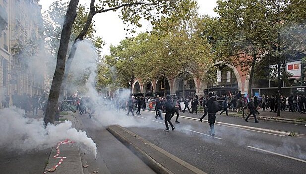 В Париже задержаны участники акции протеста